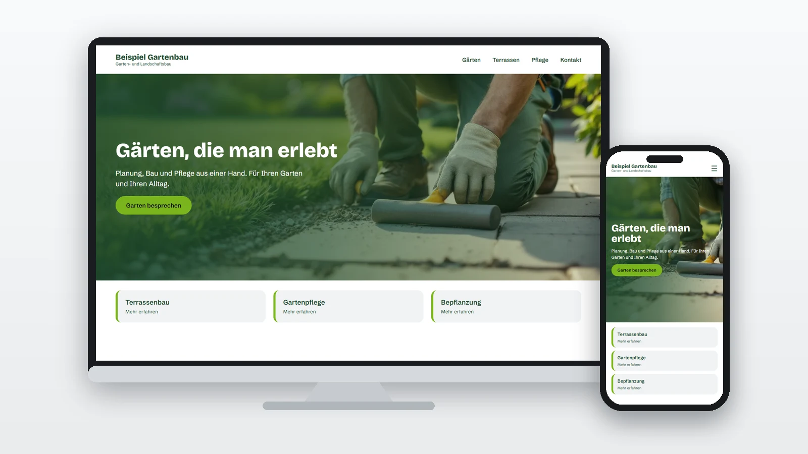 Beispiel einer Gartenbau-Website auf Monitor und Handy mit der Überschrift „Gärten, die man erlebt“ und einem Landschaftsgärtner im Hintergrund